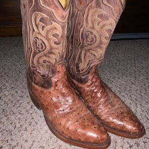 Tony Lama round-toed Quill Ostrich boots